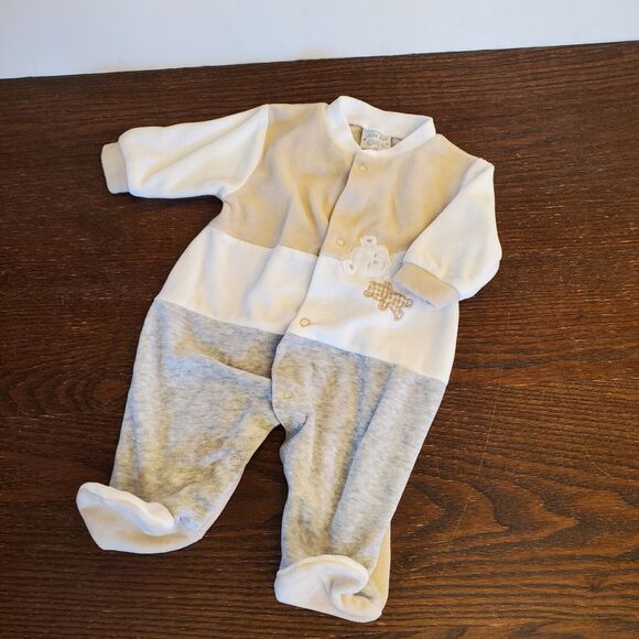 Bundle 2 Disney Baby Boy Mickey Mouse Hooded Vest & Just Too Cute Snap Bodysuit - Picture 5 of 10
